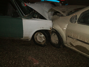 После аварии в Рязани водитель и пассажир «Жигулей» сбежали с места ДТП
